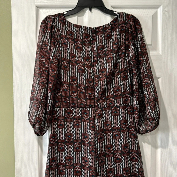 CHAPS Beautiful Dress - Picture 9 of 12